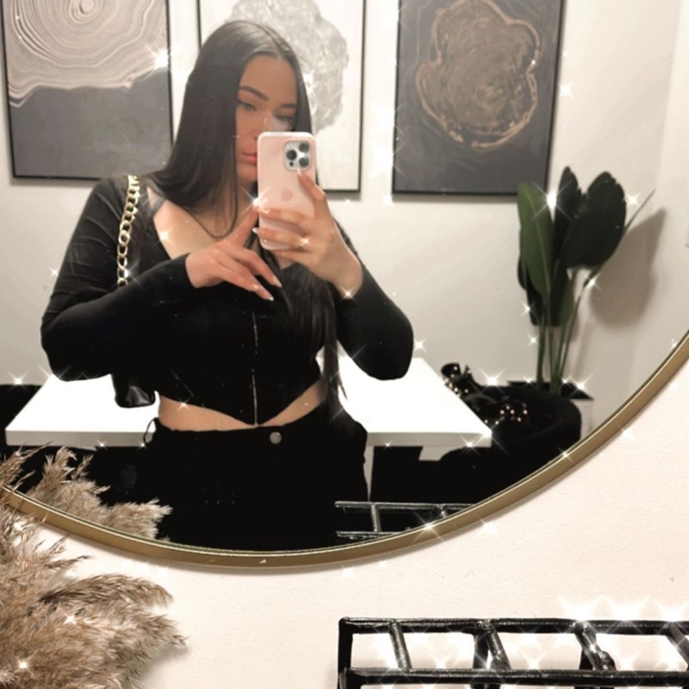 💌 Like this post to get notified when i go live ! 🫶🏻✨